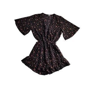Blue Blush Black‎ Floral V Neck Ruffle Hem Short Sleeve Romper Size Small